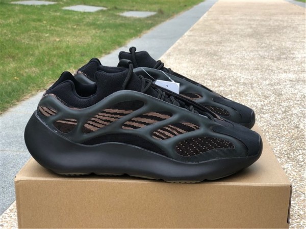 Adidas Yeezy 700 V3 Clay Brown GY0189