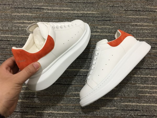 Alexander McQueen Oversized Sneaker MCQ-8242