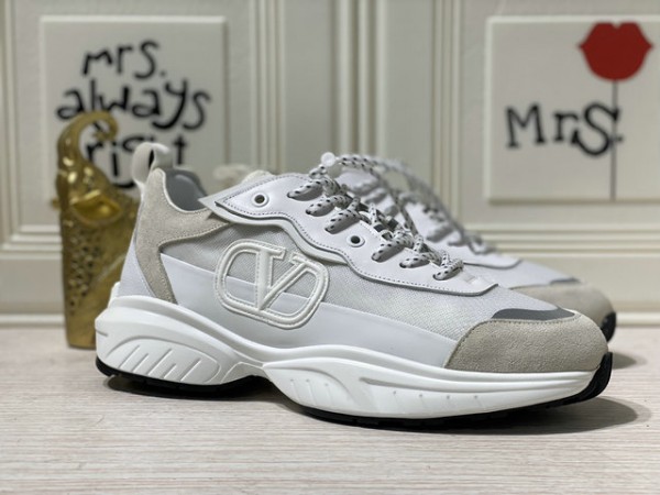 Valentino Low Top Sneaker 