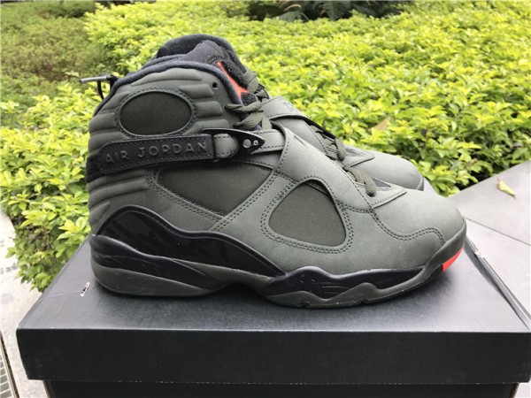 Jordan 8 Retro Take Flight "Undefeated"