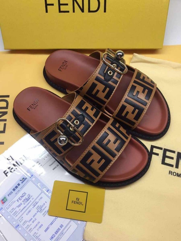 FENDI SLIDES