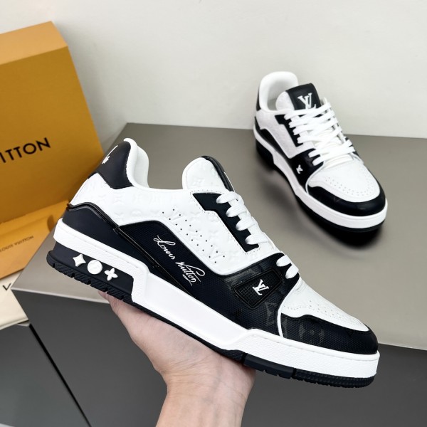 Louis vuitton Trainer  sneaker 