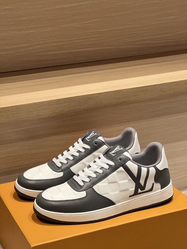 Louis Vuitton Rivoli Sneaker