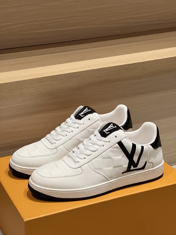 Louis Vuitton Rivoli Sneaker