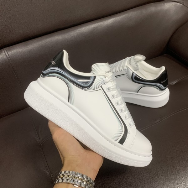 Alexander McQueen Oversized  Sneaker