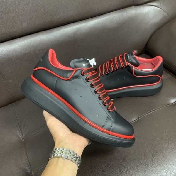 Alexander McQueen Oversized  Sneaker