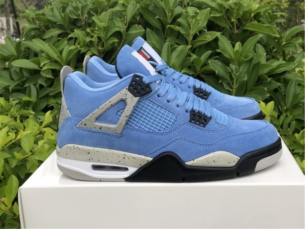 Jordan 4 Retro University Blue