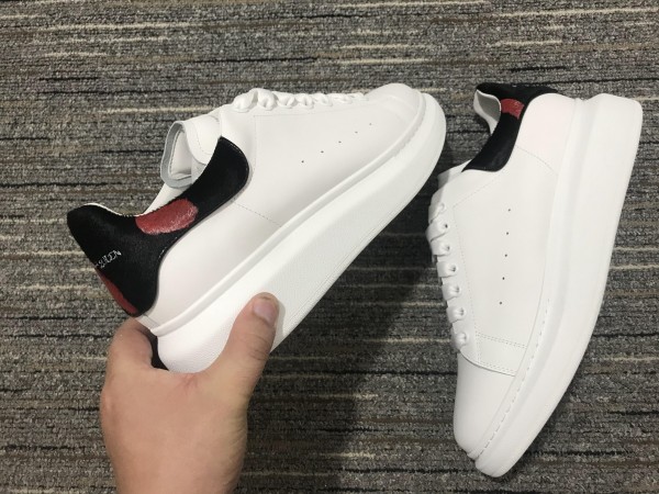 Alexander McQueen Oversized Sneaker MCQ-8181