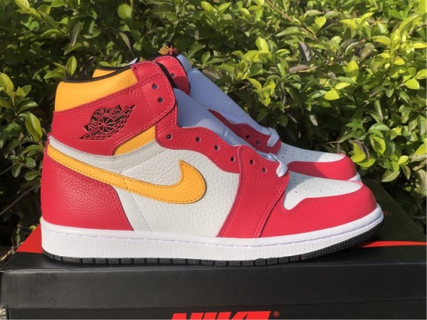 Jordan 1 Retro High OG Light Fusion Red
