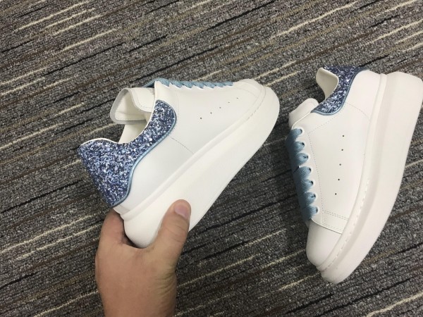 Alexander McQueen Oversized Sneaker MCQ-8079