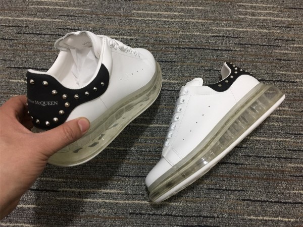 Alexander McQueen Oversized Sneaker MCQ-8228