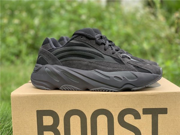 Adidas Yeezy Boost 700 V2 Vanta Black FU6684