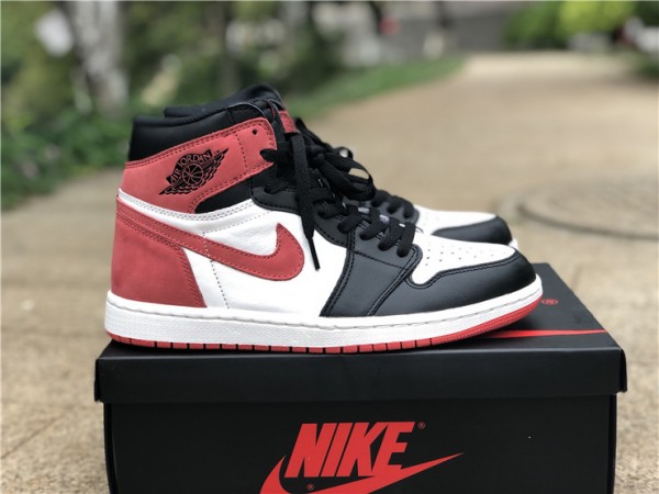 Jordan 1 Retro High OG Track Red