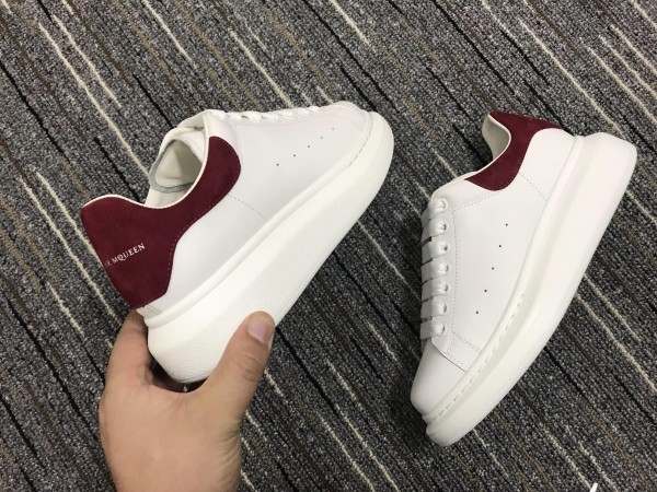 Alexander McQueen Oversized Sneaker MCQ-8003