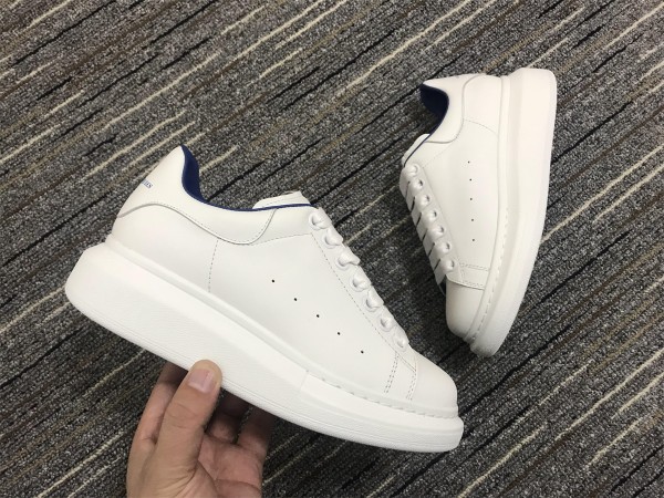 Alexander McQueen Oversized Sneaker MCQ-8047