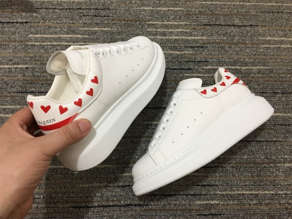 Alexander McQueen Oversized Sneaker MCQ-8257