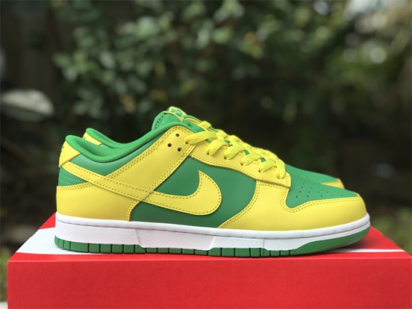 Nike Dunk Low “Reverse Brazil” DV0833-300 