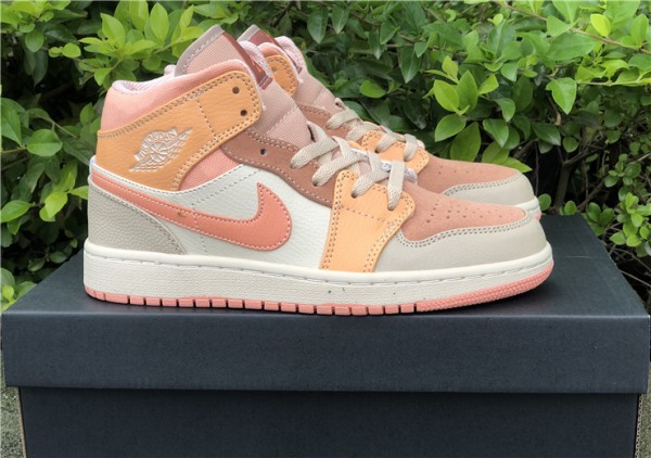Jordan 1 Mid Apricot Orange (W)