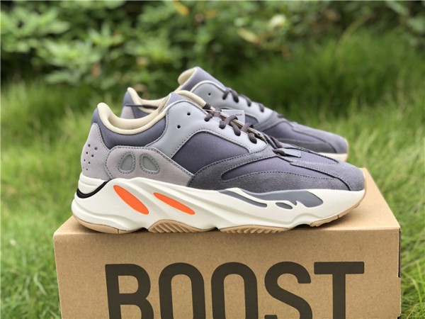 Adidas Yeezy Boost 700 "Magnet"  FV9922