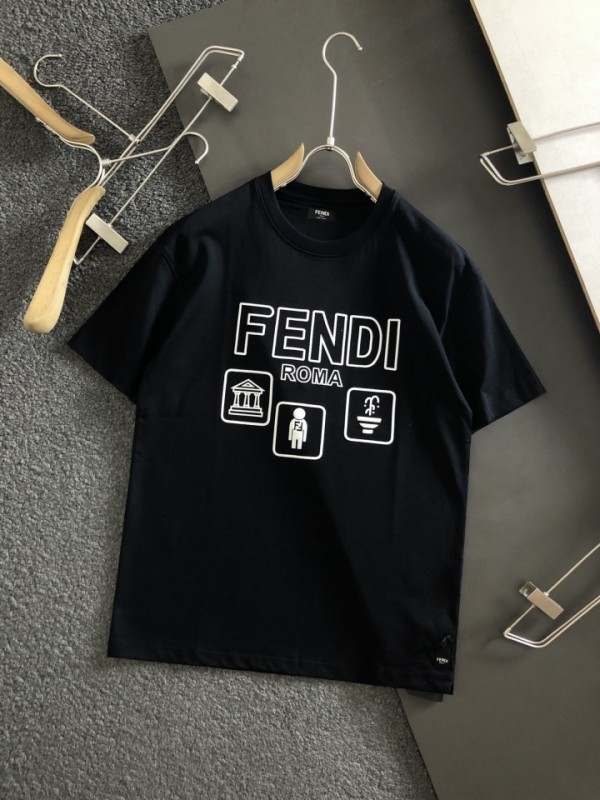 Fendi Short Sleeve T-shirt Black