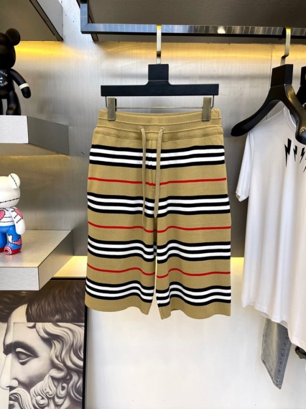 Burberry Shorts Yellow/Red/Dark Green BUR-0005