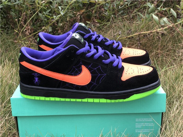 Nike SB Dunk Low Night of Mischief Halloween 