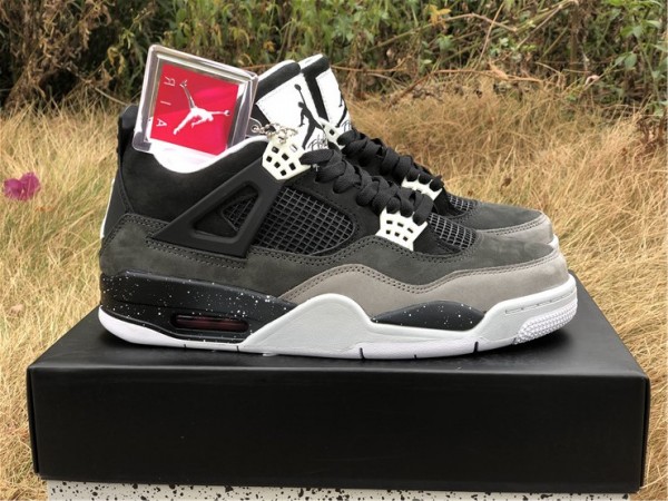 Jordan 4 Retro Fear Pack
