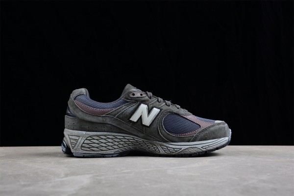 New Balance 2002R Gore-Tex Magnet Mood Indigo
