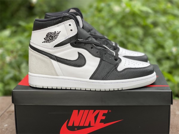 Jordan 1 Retro High OG Stage Haze 555088-108