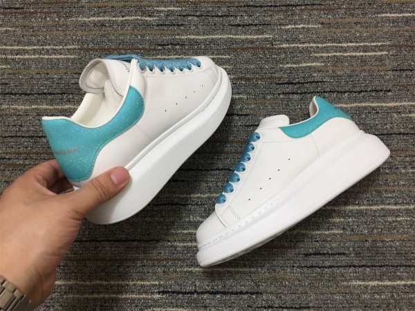 Alexander McQueen Oversized Sneaker MCQ-8153