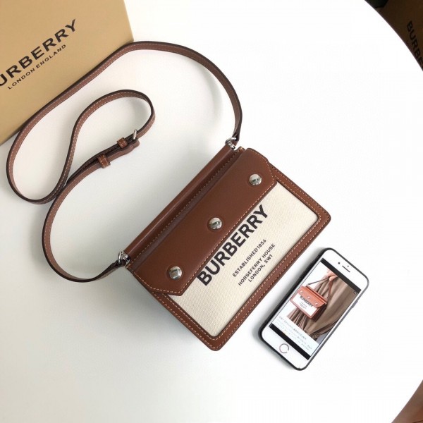 Burberry pocket bag
