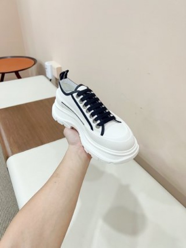 Alexander McQueen Tread Slick Canvas Sneaker