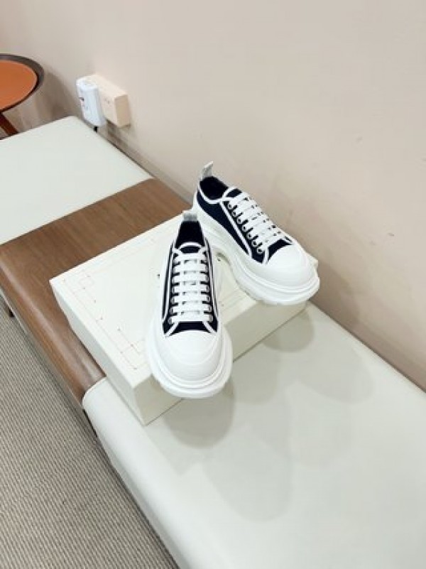 Alexander McQueen Tread Slick Canvas Sneaker