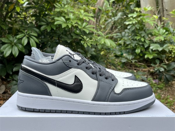 Jordan 1 Low Dark Grey DC0774-102