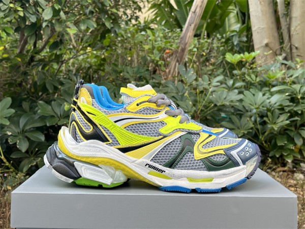 Balenciaga Runner Sneaker in Multi colors 