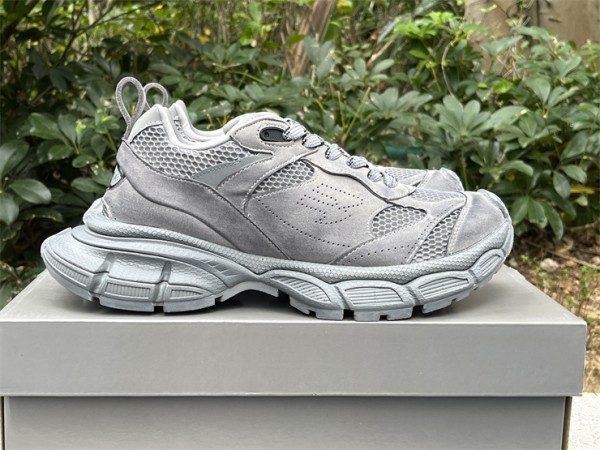 Balenciaga 3XL Sneaker in grey