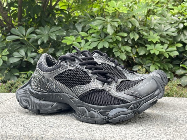 Balenciaga 3XL 803681-W3ST4-1000