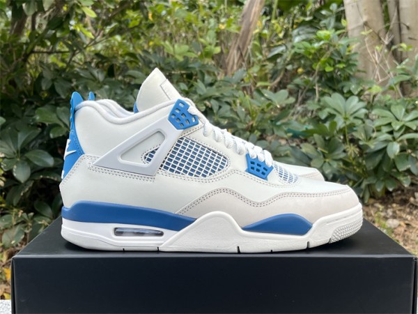 Air Jordan 4 “Military Blue