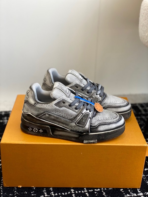 Louis vuitton Trainer  sneaker 