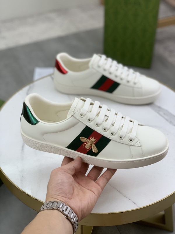 Gucci Ace Embroidered Low-Top Sneaker Black with Bee