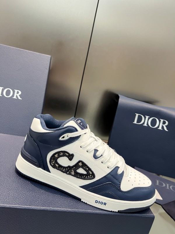 DIOR B57 Mid Top Sneaker 