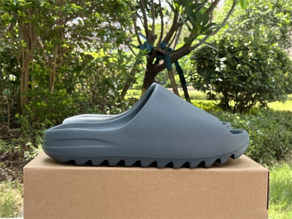 Yeezy Slide 'Slate Marine' ID2349