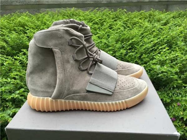 Adidas Yeezy Boost 750 Light Grey Glow In the Dark BB1840