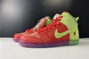 Nike SB Dunk High "Strawberry Cough" 