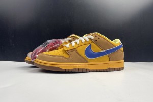 Nike SB Dunk Low Newcastle Brown Ale 