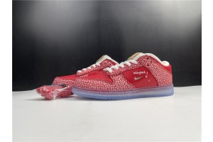 Stingwater x Nike Dunk Low SB "Magic Mushroom" 