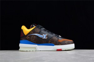 LV Trainer Sneaker Monogram 410M