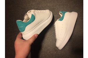 Alexander McQueen Oversized Sneaker MCQ-8009