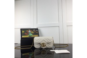 Gucci GG Marmont Matelassé Super Mini Bag 476433