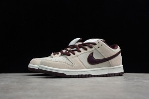 Nike SB Dunk Low Desert Sand Mahogany 